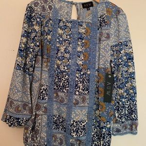 AUW size Large shirt new with tags!!